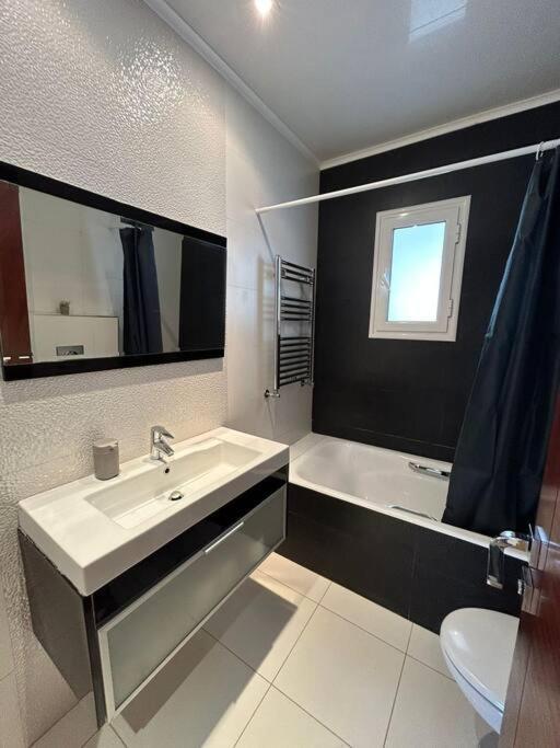 Cosy Et Spacieux, Avec Balcon Arjána Kültér fotó